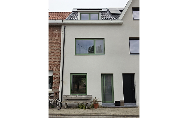 Rustig en gunstig gelegen woning van 143m² op 1a16ca met 4 slaapkamers